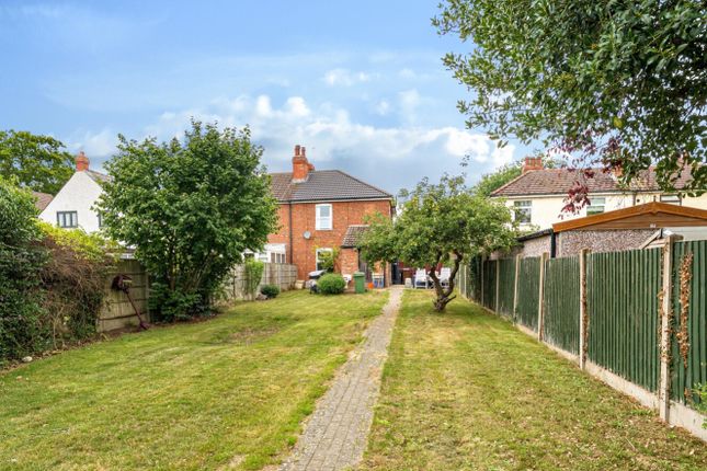 153, Boultham Park Road, Lincoln photo 3