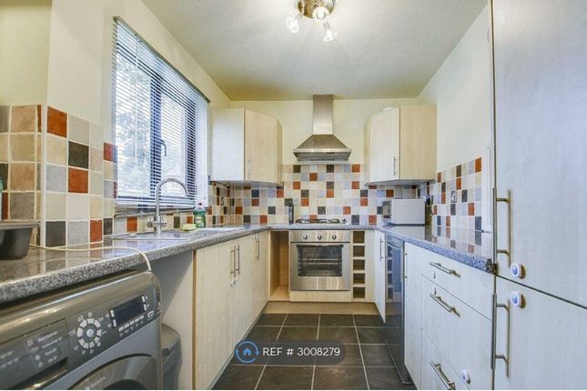 Bingham Close, Emerson Valley, Milton Keynes photo 3
