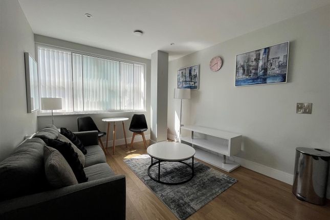 Flat to rent in Rosebury House, Springfield Road, Chelmsford