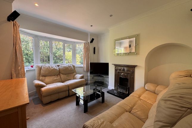 14, Chaucer Close, New Southgate photo 2
