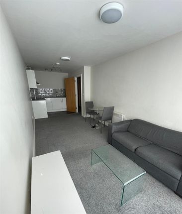 Thumbnail Flat for sale in Skinner Lane, Leeds