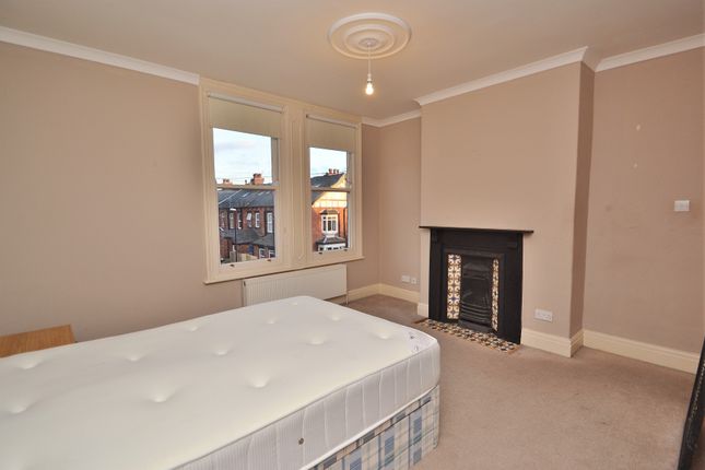 Thumbnail Flat to rent in Methley Place, Chapel Allerton, Leeds
