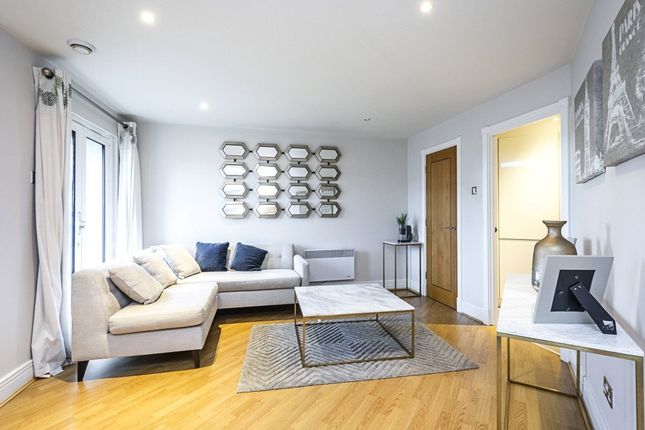 1-bed flat on Flat 34, 388, Tollard House, London, £600,000