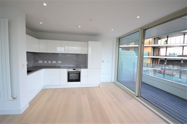 Thumbnail Flat to rent in Starboard Way, London