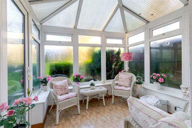 18, Childs Avenue, Uxbridge photo 4