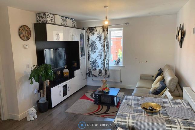Poppy Close, Slough photo 5