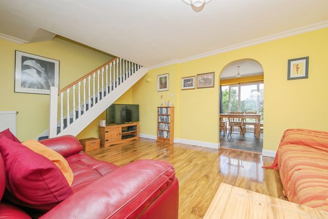 21, Orwell View Road, Ipswich photo 3