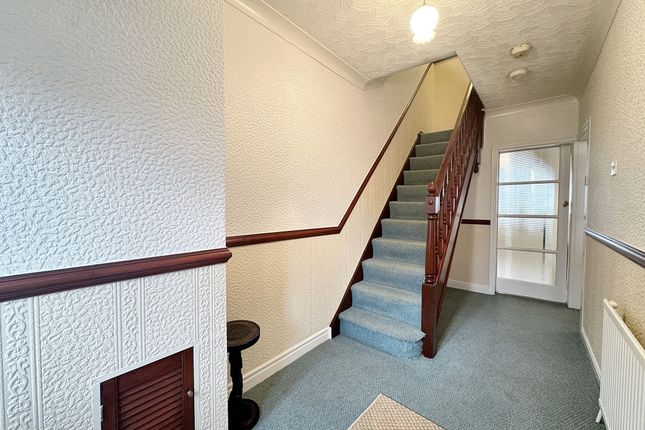 59 Glen Avenue, Manchester photo 3
