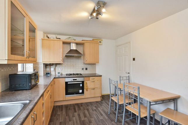 105, Ambridge Grove, Milton Keynes photo 4