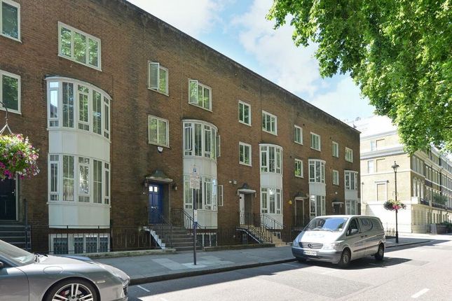 Property for sale in Hyde Park Square, Bayswater W2