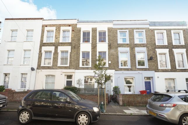 Terraced house to rent in Cornwallis Road, Holloway