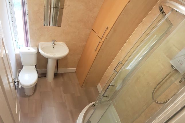 Flat 2, 8 Egerton Road, Manchester photo 4