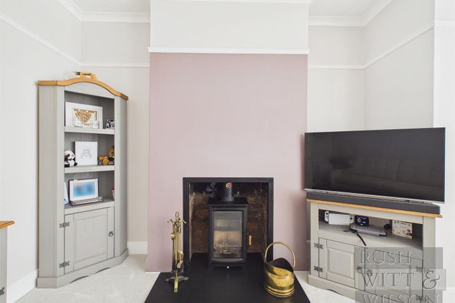 71, Bulverhythe Road, St. Leonards-On-Sea photo 4