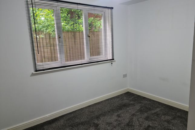 1, Cliffield View, , Swinton photo 3