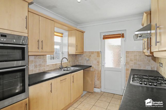 1, Milton Grove, New Milton photo 4