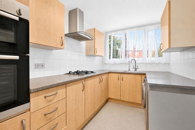 10, Acacia Road, London photo 4