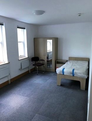 Studio to rent in The Clock House, Frogmoor, High Wycombe