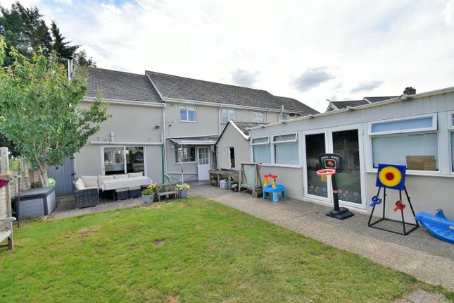 38, Ham Lane, Ferndown photo 3