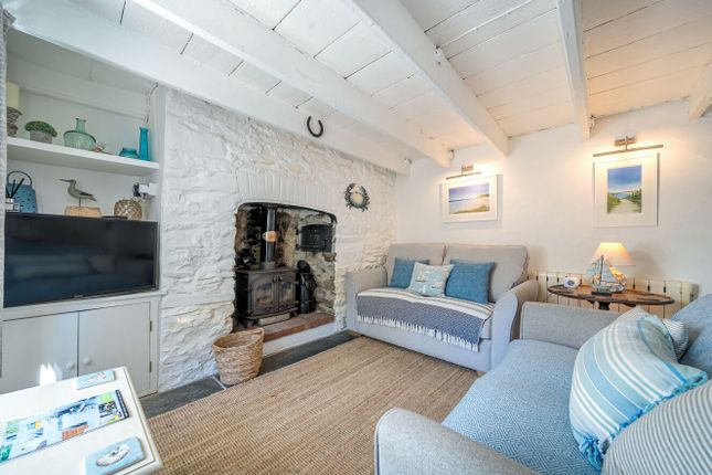 Honeysuckle Cottage,, Tredinnick, Cornwall photo 2
