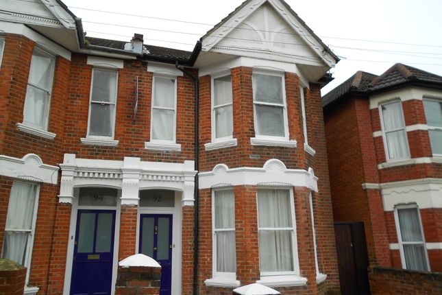 Thumbnail Terraced house to rent in Cedar Road, Southampton