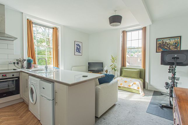 Thumbnail Flat for sale in Bath Road, Woodchester, Stroud