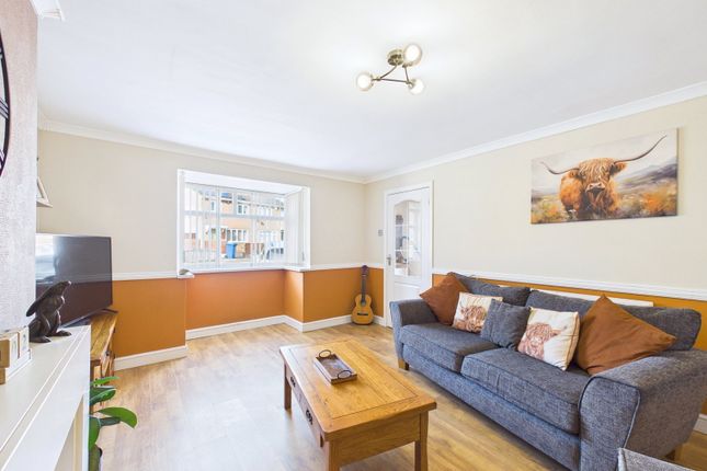 15, Lymington Road, Nottinghamshire photo 3