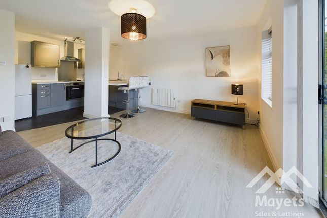 5 Waterfront, Blackburn photo 3