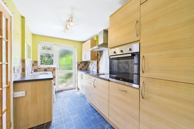 101, Bradley Avenue, Bristol photo 3
