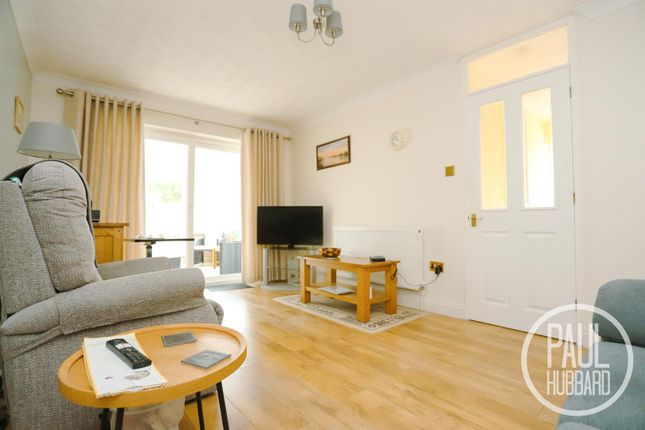 30, Wheatacre Drive, Suffolk photo 3
