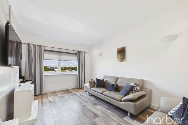 1/2 92 Sandaig Road, Barlanark, Glasgow photo 2