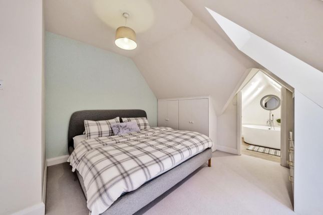 Detached house for sale in Chiltern Road, Sutton