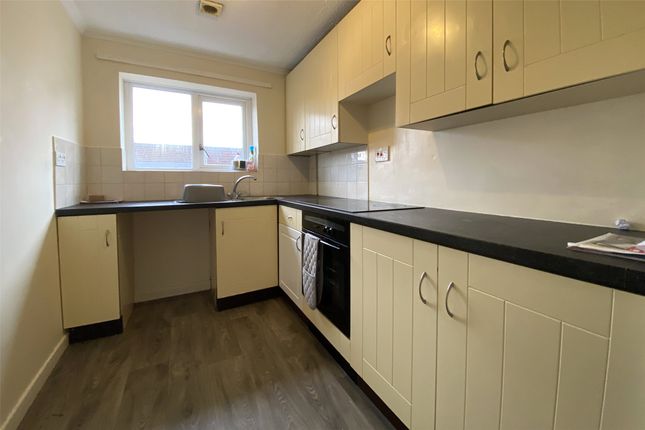 3, Swan Court, Wellington photo 3