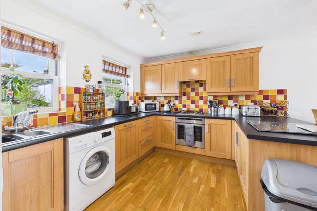 11, Penmare Court, Hayle photo 4