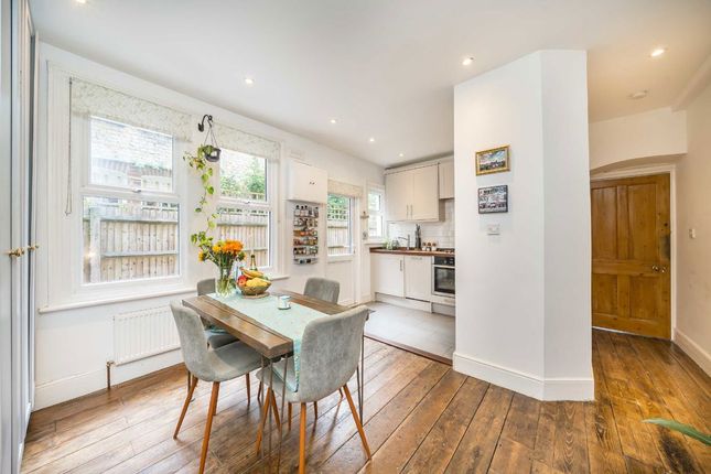 102, Mantilla Road, London photo 4