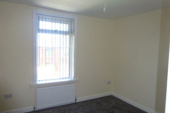 Newark Road, Rochdale photo 4
