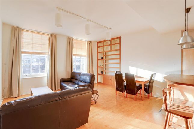 Apt 3, Kings Court Commerce Square, Nottingham photo 4