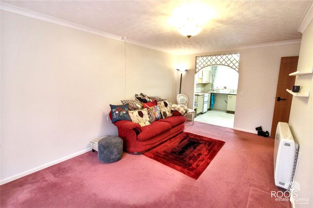 4, Ferndale Court, Berkshire photo 4