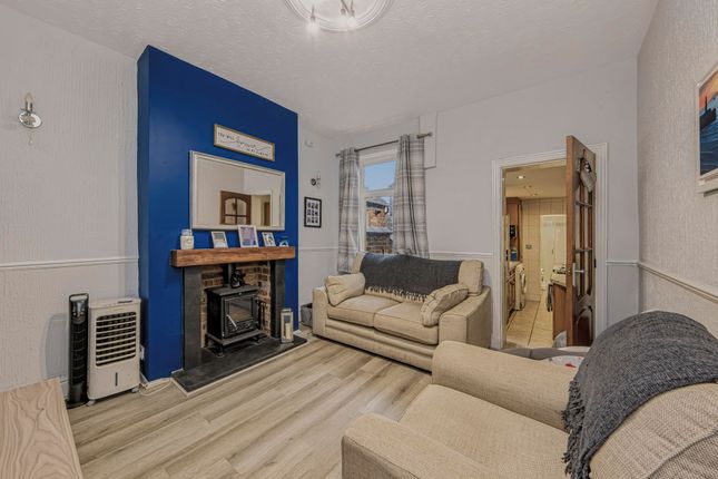 39 Alastair Road, Stoke-On-Trent photo 4
