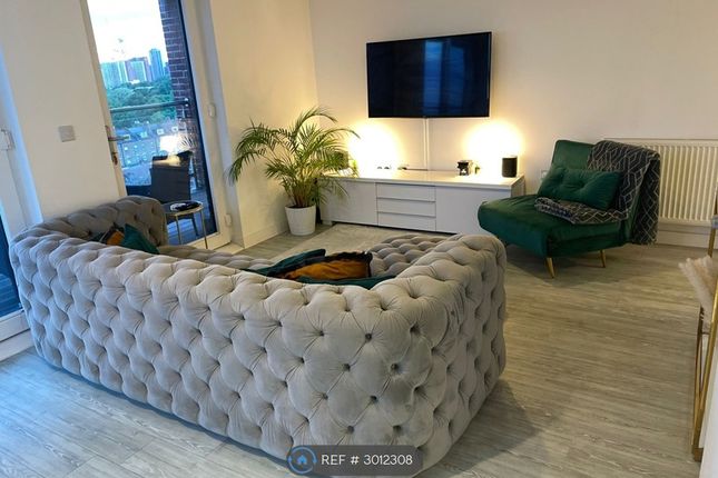 2-bed flat on Apartment, Printworks Apartments Press Road, London, £2,850/mo