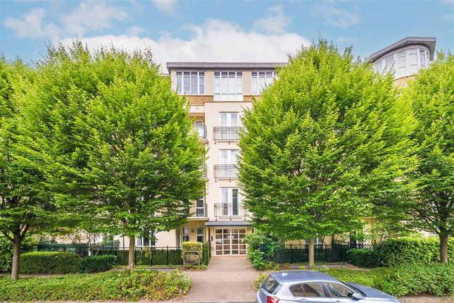 Thumbnail Flat to rent in Melliss Avenue, Melliss Avenue