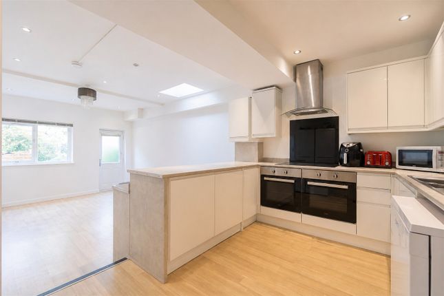 HEELEY ROAD, BIRMINGHAM photo 3