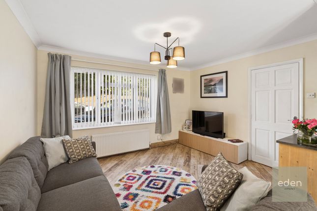 38 Cobdown Close, Aylesford photo 2