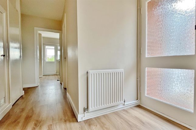 68, Dugmore Avenue, Kirby-le-Soken photo 4