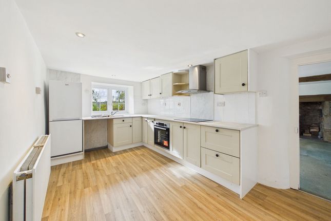 2 St. Cherries, Crediton photo 3