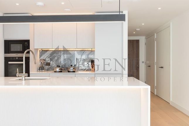 105, Lincoln Apartments, Fountain Park Way, London photo 5