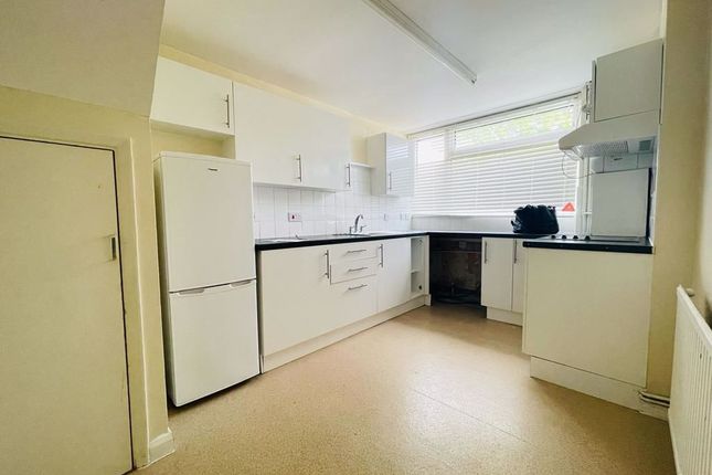 Flat for sale in Ainsworth Close, London