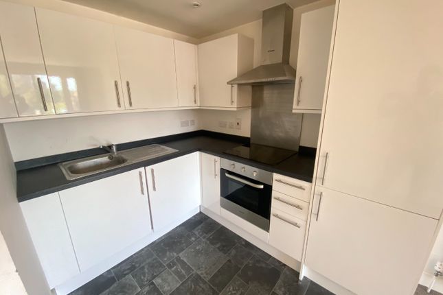 Apartment 10, Mulberry Close, Luton photo 4
