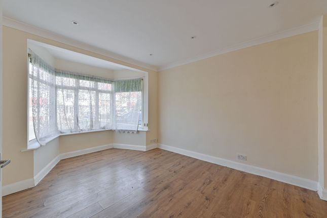 Tavistock Crescent, Mitcham photo 2