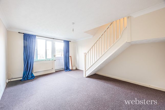 17 Deacon Drive, Norwich photo 2