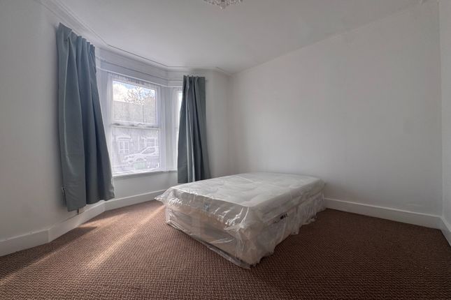 6, Elmstead Road, Greater London photo 3